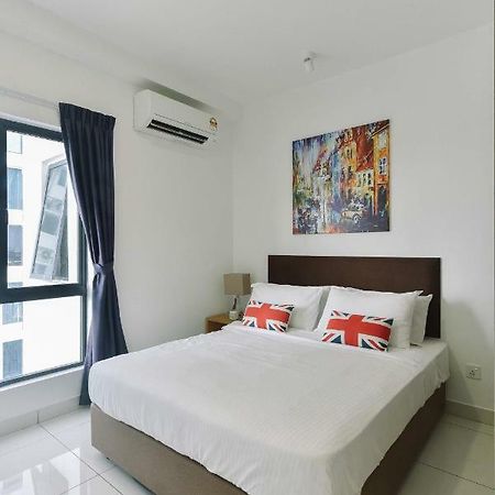 1 Tebrau Suites by Subhome Johor Bahru Extérieur photo