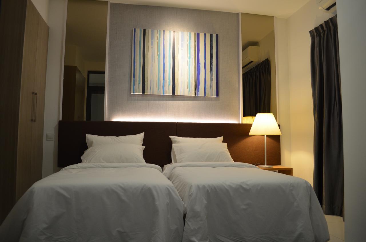 1 Tebrau Suites by Subhome Johor Bahru Extérieur photo