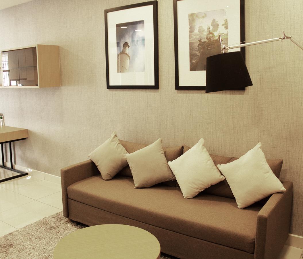 1 Tebrau Suites by Subhome Johor Bahru Extérieur photo