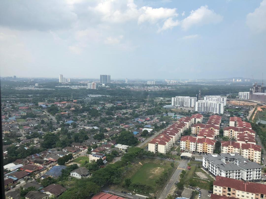 1 Tebrau Suites by Subhome Johor Bahru Extérieur photo