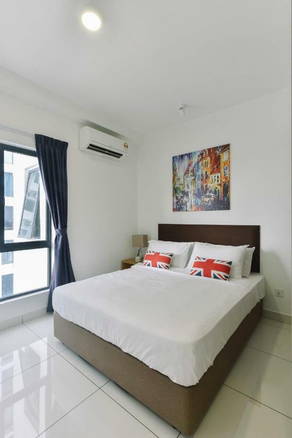 1 Tebrau Suites by Subhome Johor Bahru Extérieur photo