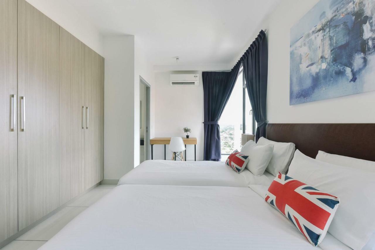 1 Tebrau Suites by Subhome Johor Bahru Extérieur photo