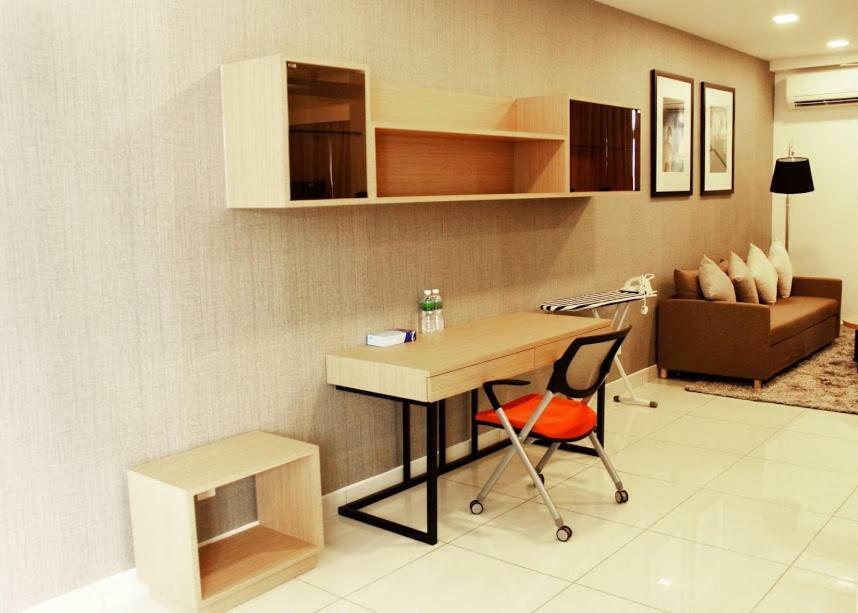 1 Tebrau Suites by Subhome Johor Bahru Extérieur photo
