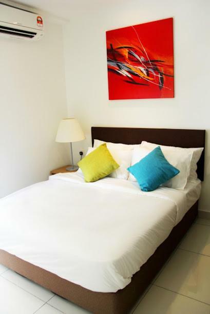 1 Tebrau Suites by Subhome Johor Bahru Extérieur photo