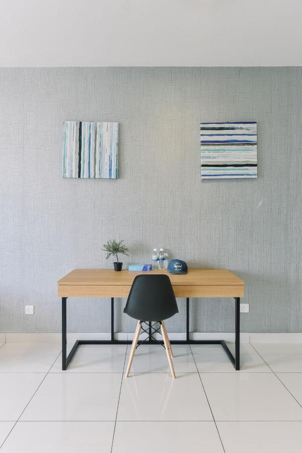 1 Tebrau Suites by Subhome Johor Bahru Extérieur photo